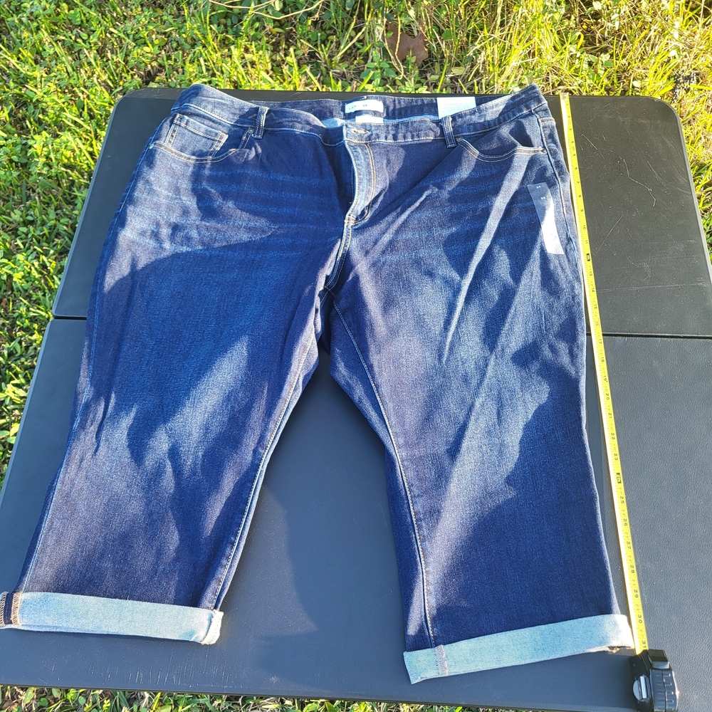 Lane Bryant Mid-Rise Peddle Jeans Size 24 New with Tag Dark Wash